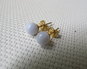 Latão de ágata de renda azul natural de 6 mm com brincos banhados a ouro E11