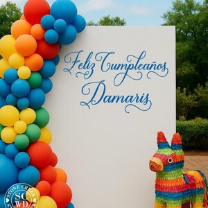 Vinilo decorativo de Feliz Cumpleaños / Fondo de cumpleaños en español para decoración de fiestas personalizada, letrero de celebración o decoración de pared (solo calcomanía)