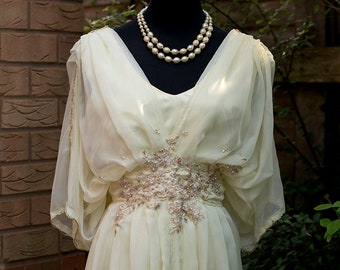 Edwardian era dress plus size, Downton Abbey inspired. Alernative yellow cream wedding dress for Titanic, Steampunk themed wedding