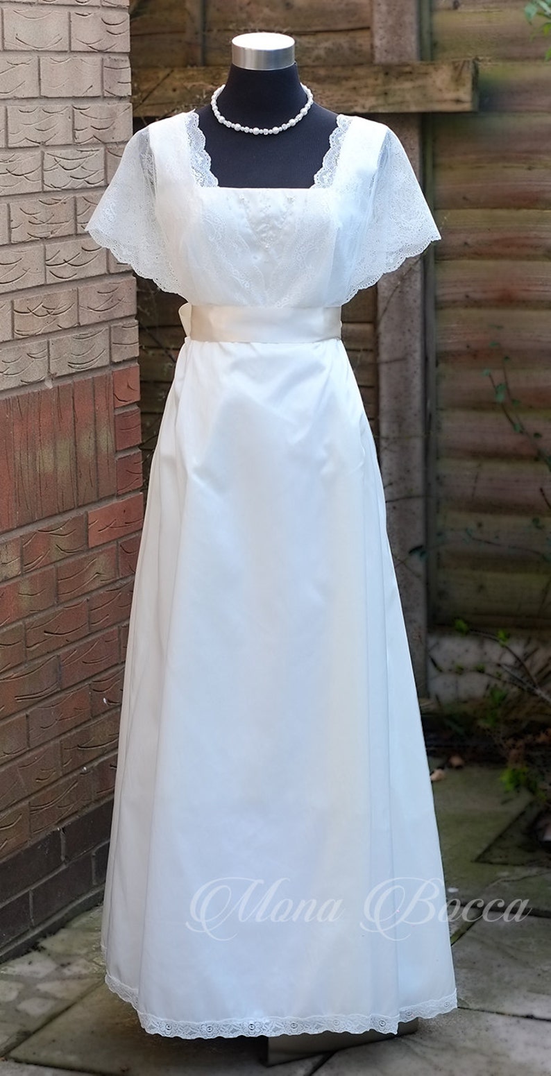 Edwardian Ladies Clothing – 1900, 1910s, Titanic Era Ivory Edwardian styled wedding dress ivory debutante gown handmade in England Titanic vintage styled Made to order $254.00 AT vintagedancer.com