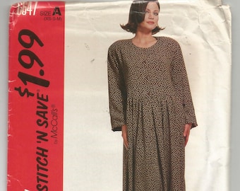 6647 McCalls Sewing Pattern Very Loose Fitting Dress UNCUT Size XS S M Factory Folded