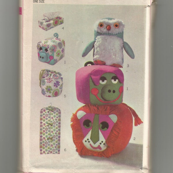 7928 Simplicity Sewing Pattern Pig Lion Owl Pillow Toys Tissue Box Cover Curler Garment Bag Vintage 1960s