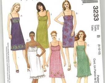 3233 McCalls Sewing Pattern Empire Waist Dress Lined Bodice Back Zipper Size 8 10 12