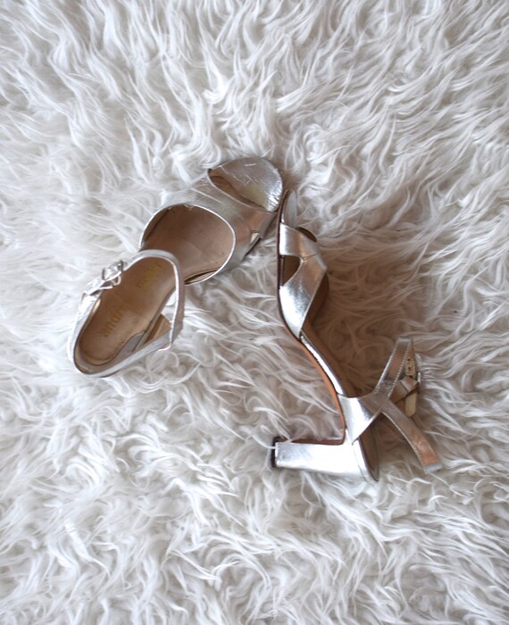 narrow evening shoes