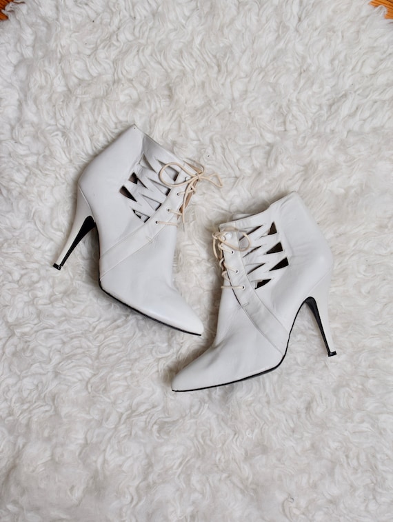 White Leather Stiletto Boots/ 80s Cut Out Ankle B