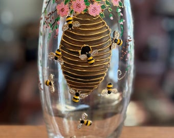スズメバチの巣　花瓶型　珍品 手描きの蜂の巣型花瓶、立体的なミツバチと桜の花 - Etsy 日本