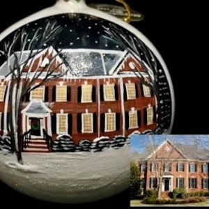 Painted House Ornament, Custom Home Ornament, House Ornament, Custom house, Hpuse warming, realtor gift, Home portrait, painted House bulb