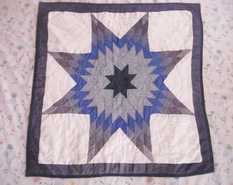 Vintage Miniature Broken Star Quilt: Hand-Quilted Wall Hanging