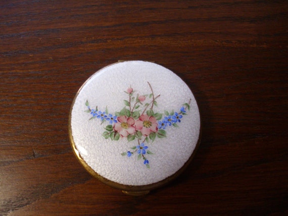 Vintage Compact,  Kigu Compact, Make-Up Compact, … - image 1