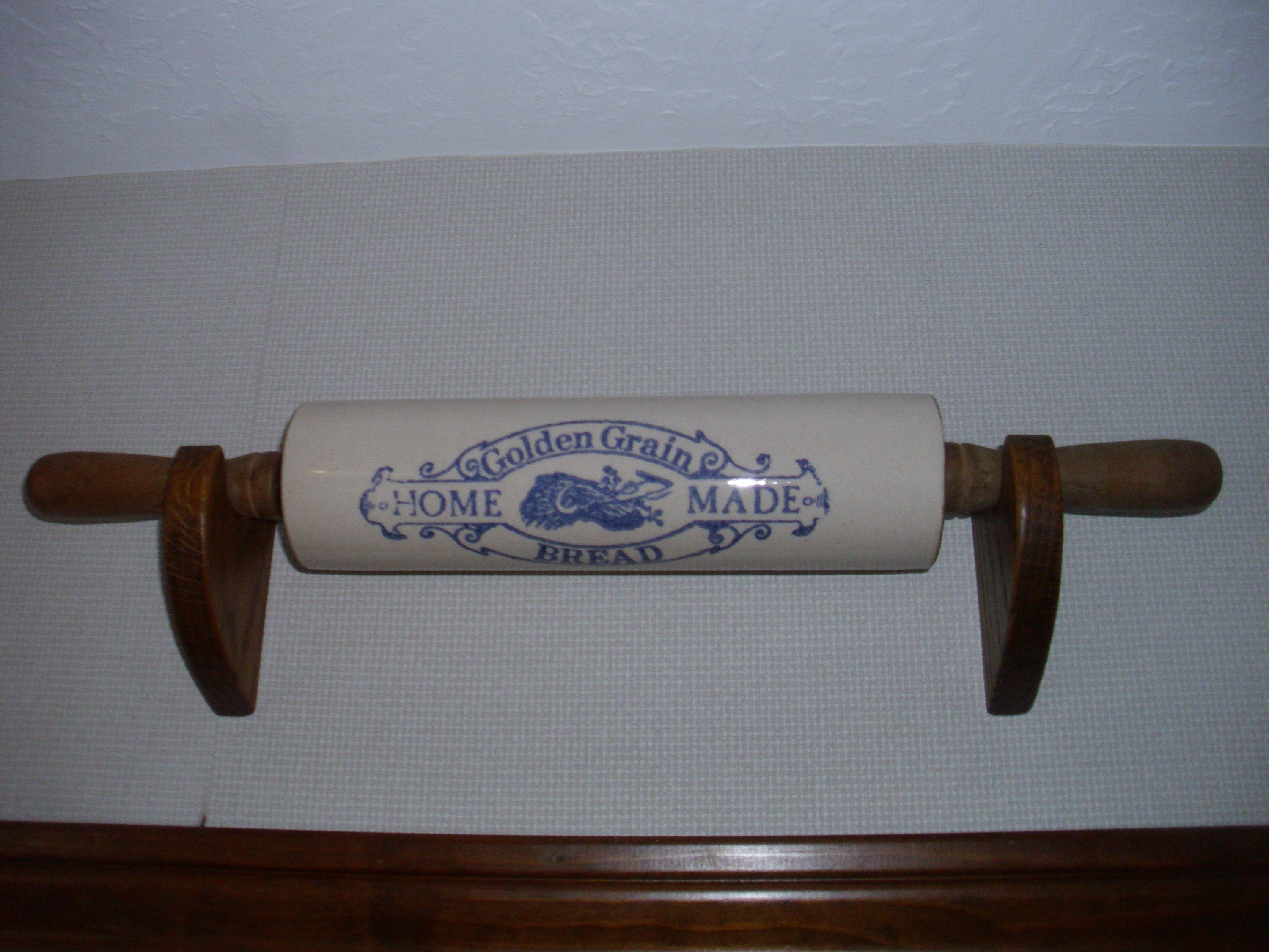 Rolling Pin Holder, Rolling Pin Hanger, Wood Rolling Pin Display, Kitchen Storage, Rolling Pin Rack, Farmhouse Decor, Kitchen Decor