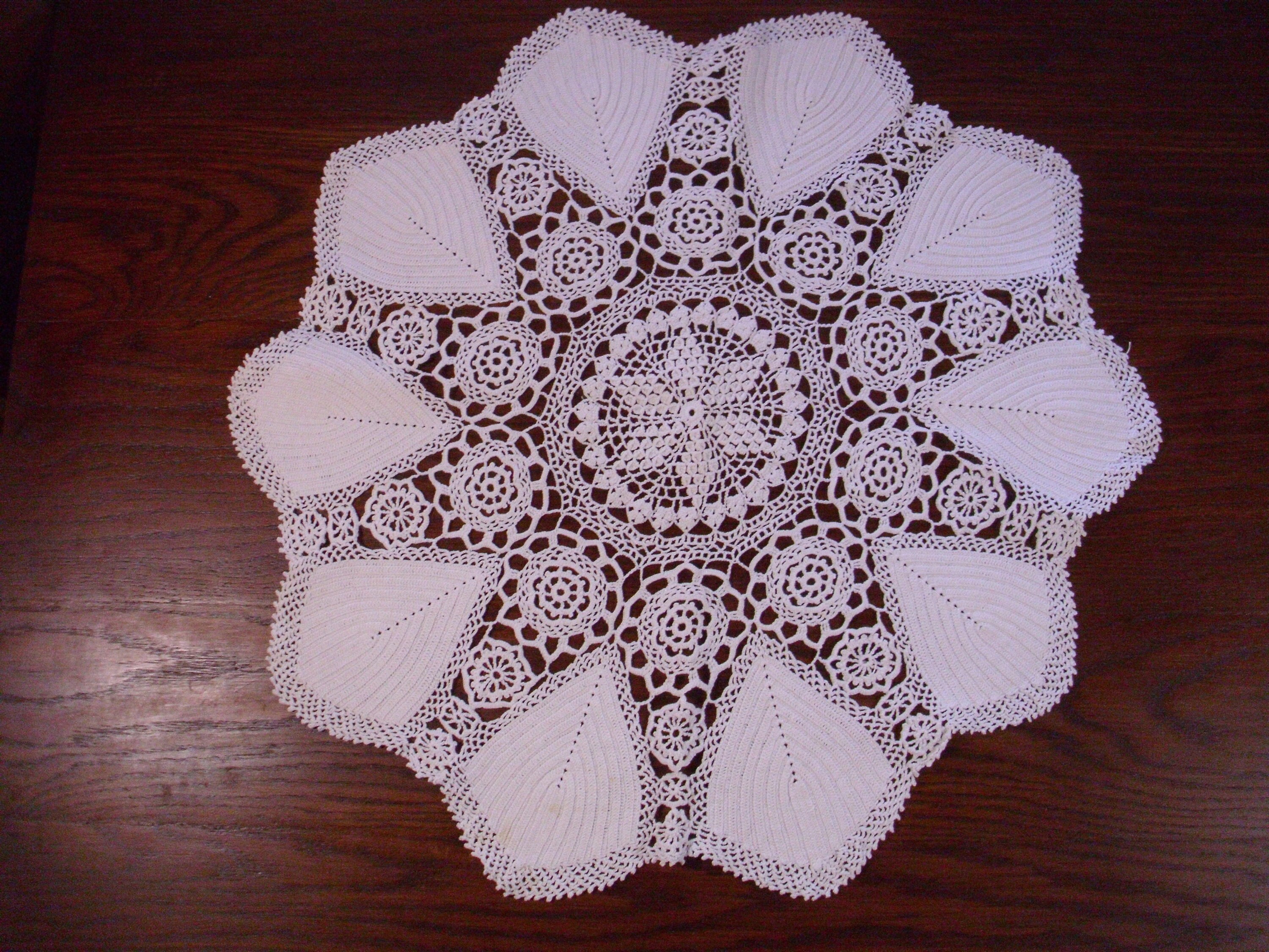 White Vintage Crochet Doily Round Cotton Handmade Table Cloth Mats Lace 23" 