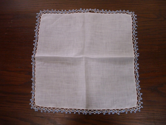 Three Vintage Linen Handkerchiefs, Hankie Lot, Ta… - image 8