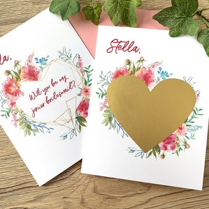 Proposition de demoiselle d’honneur junior Carte à gratter - Personnalisée serez-vous ma demoiselle d’honneur Jr. Demoiselle d’honneur Fleurs roses Cœur d’or BELLA