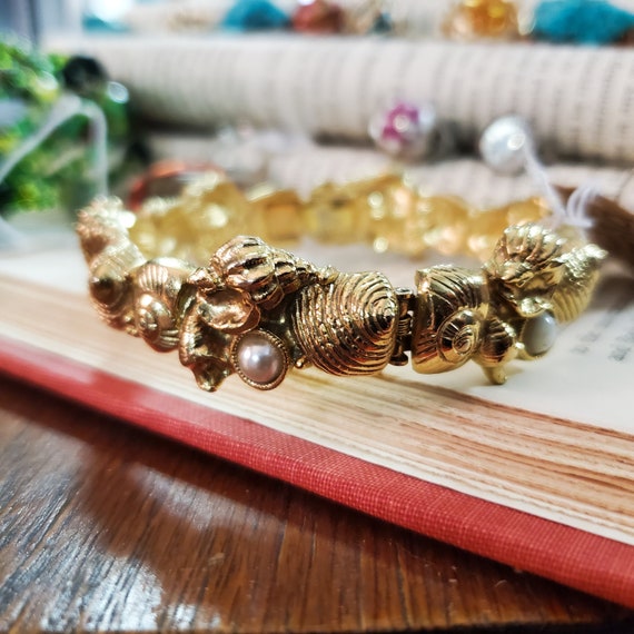 Gold Seashell Clamp Bracelet
