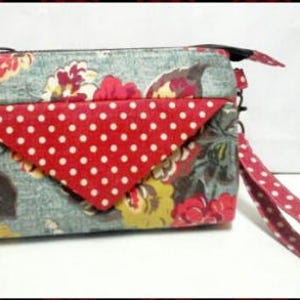 PDF sewing pattern Clutch / wristlet in 2 sizes zippered easy to make-detailed instruction perfect for bridemaids. image 9