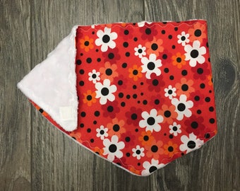 Drool Bib, Baby Bandana Bib Set - Red Daisy