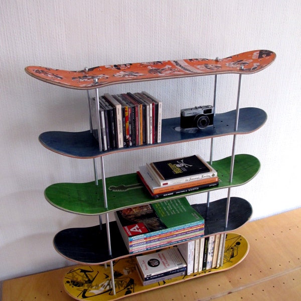 Shelf made by recycled skateboards. Special Edition.