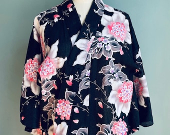 Vintage bawełniany kimono yukata w kwiaty, japoński letni szlafrok boho