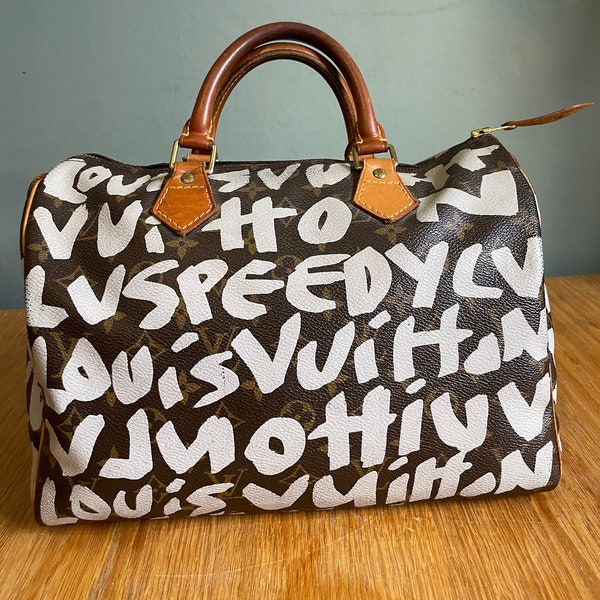 Louis Vuitton authentic Vintage Speedy 30 Graffiti Monogram handbag- White Original, highly collectible Stephen Sprouse for Marc Jacobs