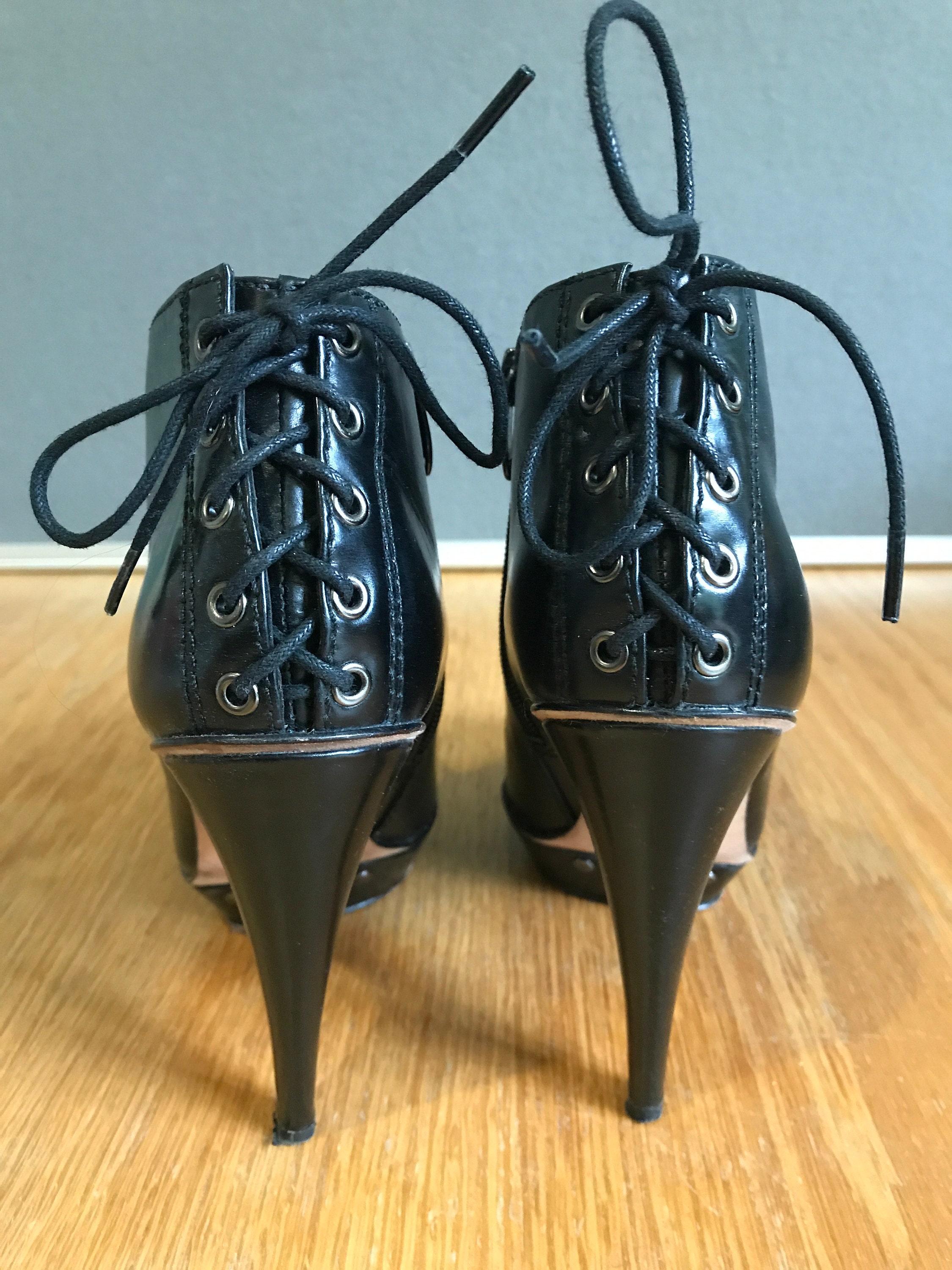 Joan and david women's shoes shop
