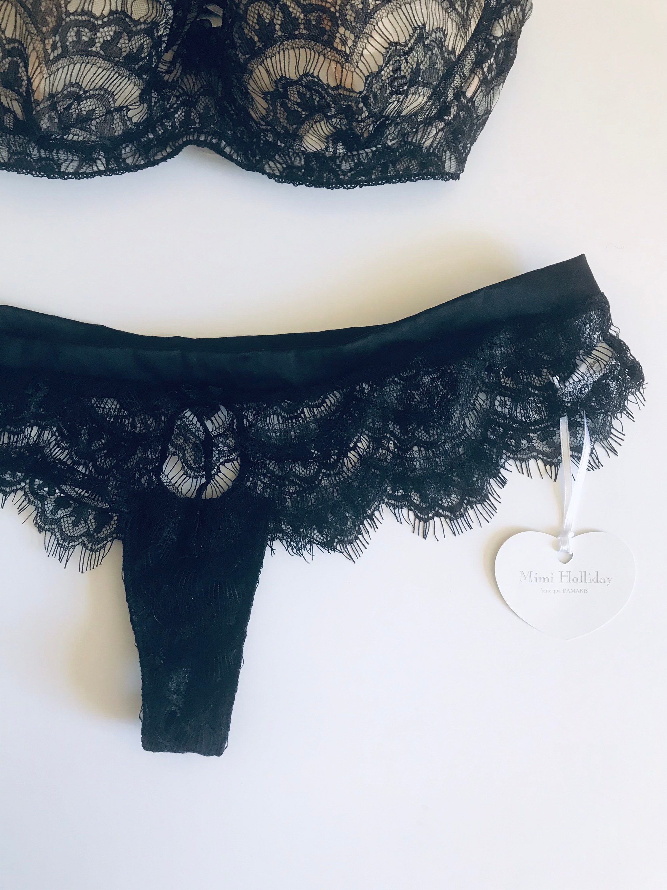 Lingerie Set Lace Bra and Panties Mimi Holliday Black Scallop Lace