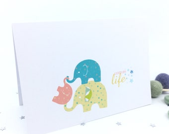 Elefant-Baby-Karte. Herzlichen Glückwunsch-Baby Girl Karte.  Baby Elefant und Eltern Karte, Hand dekoriert Baby Karte