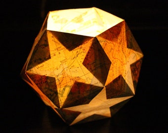 Pentagon light in the dark // paper lantern // DIY