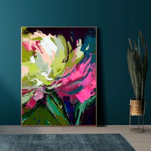 Floraler abstrakter Kunstdruck: Kirschrote Blume, lindgrüne Akzente