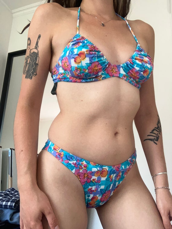 Vintage 90s deadstock bikini set: halter gathered… - image 3