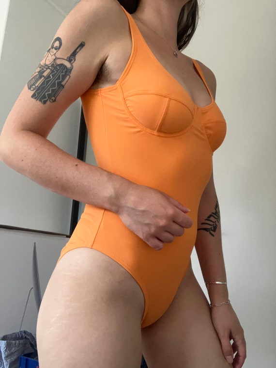 Vintage 90s neon orange swimsuit, underwire bust … - image 4