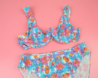Vintage 90s blue gingham floral bikini set: underwire top and high waist bottoms, Small S W26-28, 34C-D