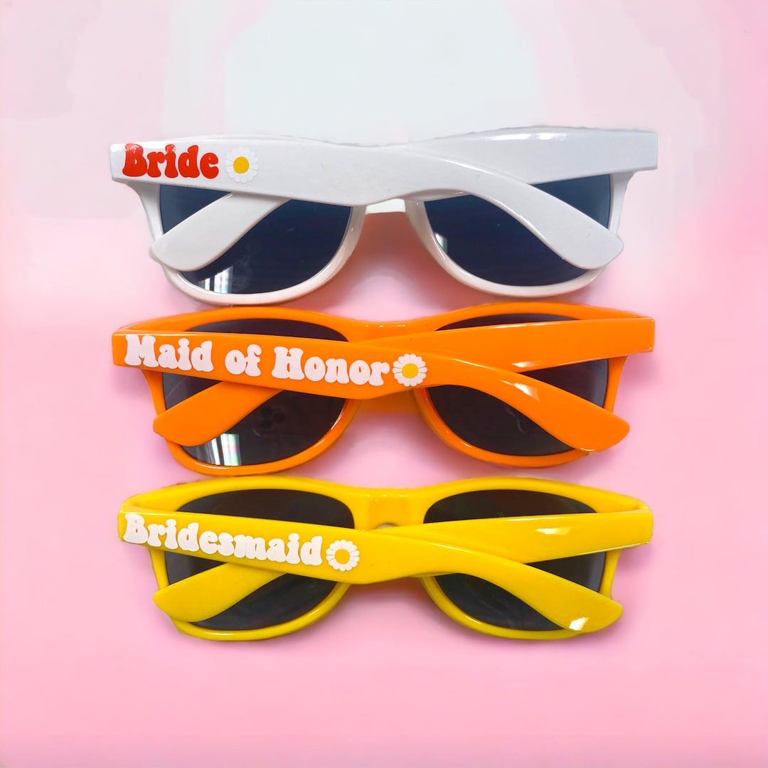 Personalized Groovy Daisy Sunglasses, Wedding Bridal Party Favors