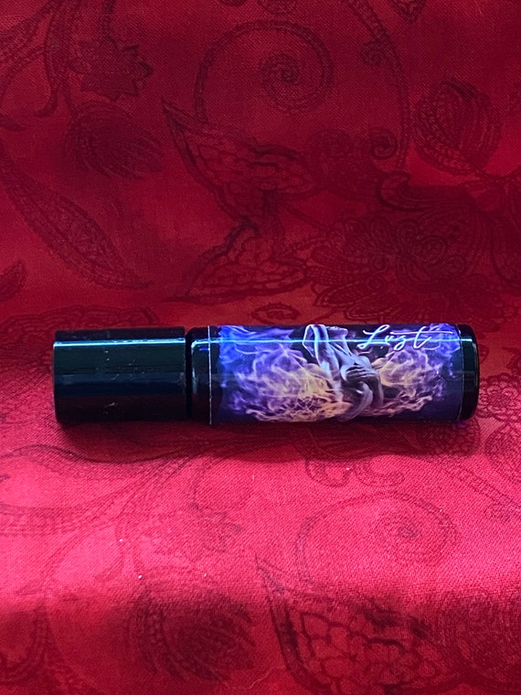 Lust Ritual Oil, Lust Oil, Attraction Oil, Traditional Witchcraft, Wiccan, Pagan Ritual, Sex Spell, Sexual Oil, Aphrodisiac Oil, Occult Oil