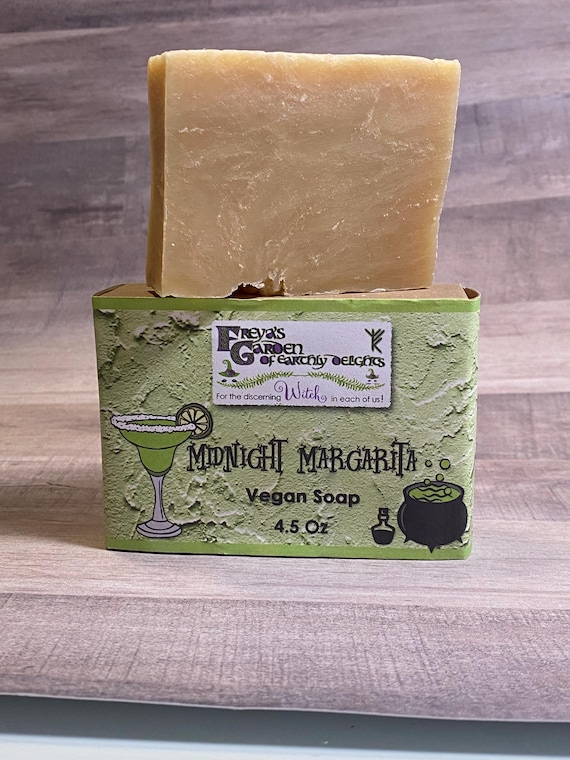 Midnight Margarita is a zesty, intoxicating bar of soap bursting with the juicy allure of lime, orange, and grapefruit. Vegan.