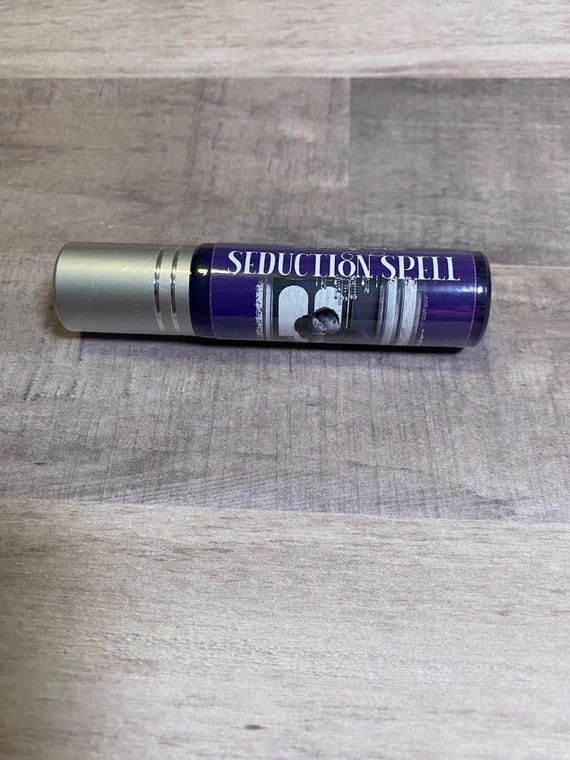 Seduction Spell Black Amber Musk Perfume Oil. A darkly alluring scent that weaves mystery and desire into every drop. 10ml Rollon, Vegan