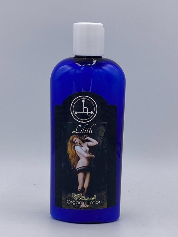 Lilith Organic Lotion is a seductively smooth lotion that weaves together smoky allure of sandalwood with intoxicating sweetness of vanilla.