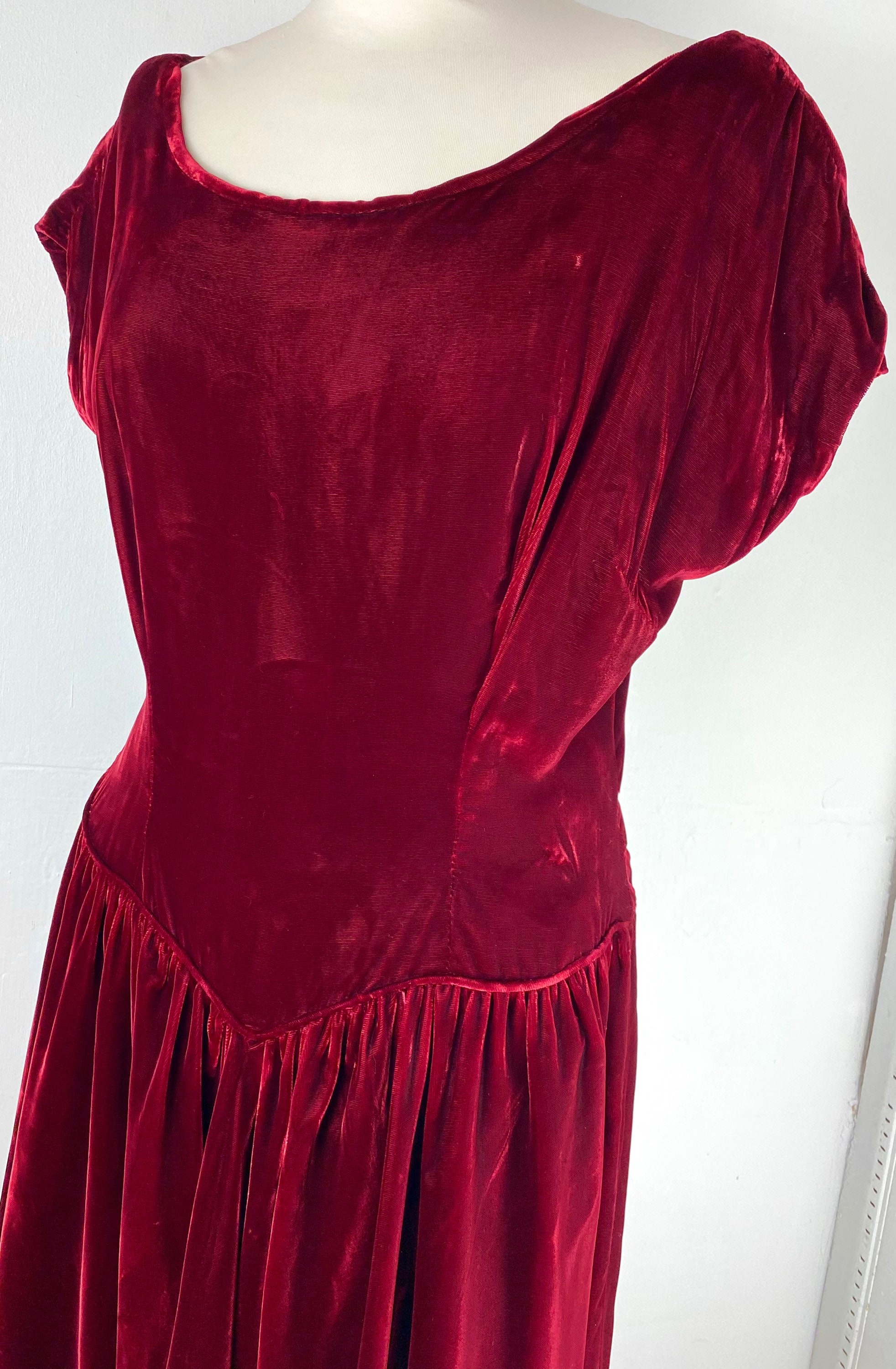 True Vintage 1950s Stunning Red Velvet Dress Christmas Festive Etsy UK