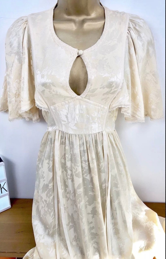 yellow and cream dress