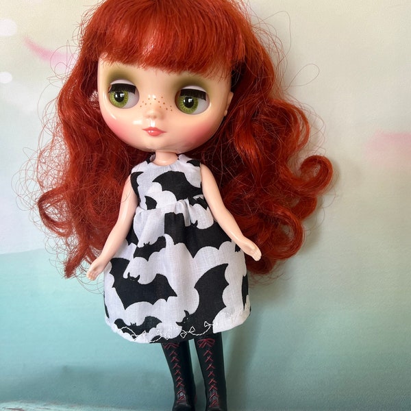 Dress to fit Middie Blythe doll. White with bats on print. Perfect for Halloween!