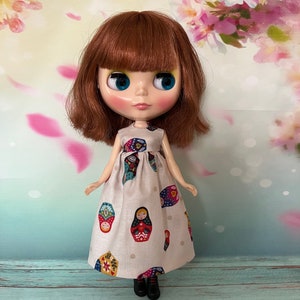 Cream dress with Matryoshka dolls on fabric. To fit Pullip and Blythe dolls.