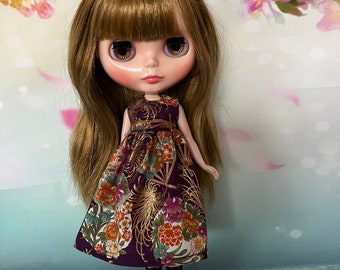 Purple dress with Japanese flowers on fabric. To fit Pullip and Blythe dolls. Handmade.