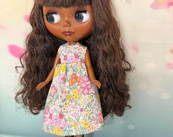 Cream floral dress with Liberty print fabric. To fit Pullip and Blythe dolls.