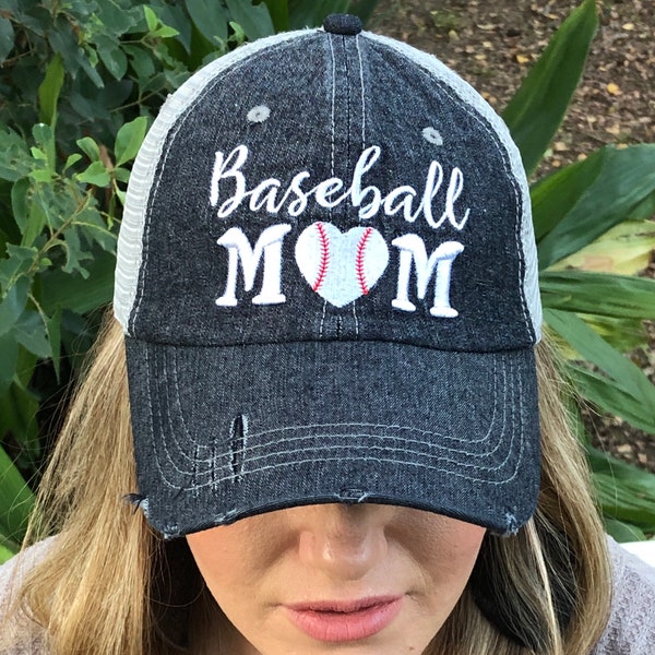 Cocomo Soul Baseball Mom Heart Embroidered Baseball Mom Cap -202