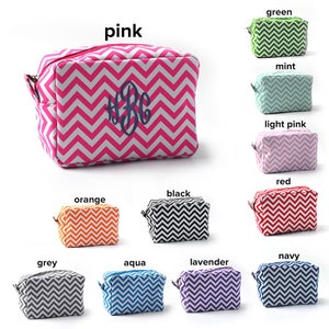 Personalized Makeup Bag Graduation Gifts for Her, Monogram Cosmetic Bag for Teen Girl Christmas Gift, Toiletry Bag for Women Mothers Day