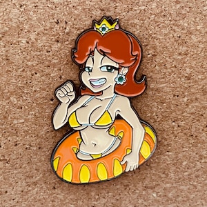 Bikini Daisy avec tube sur mesure Broche Revers émaillé dur