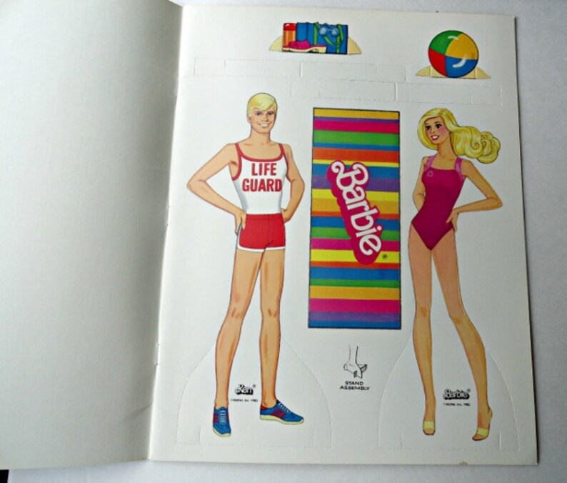 Vintage Barbie Paper Doll/ Vintage SUNSATIONAL Malibu Barbie Etsy España