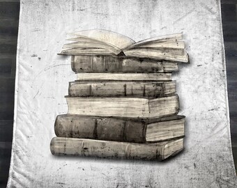 Pode incluir: Uma pilha de livros antigos com um livro aberto, sobre um fundo branco com textura desgastada.