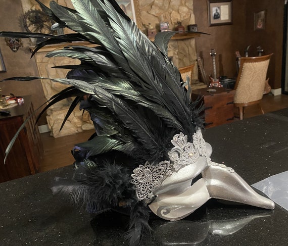 Mardi Gras Plague Bird Mask - image 2
