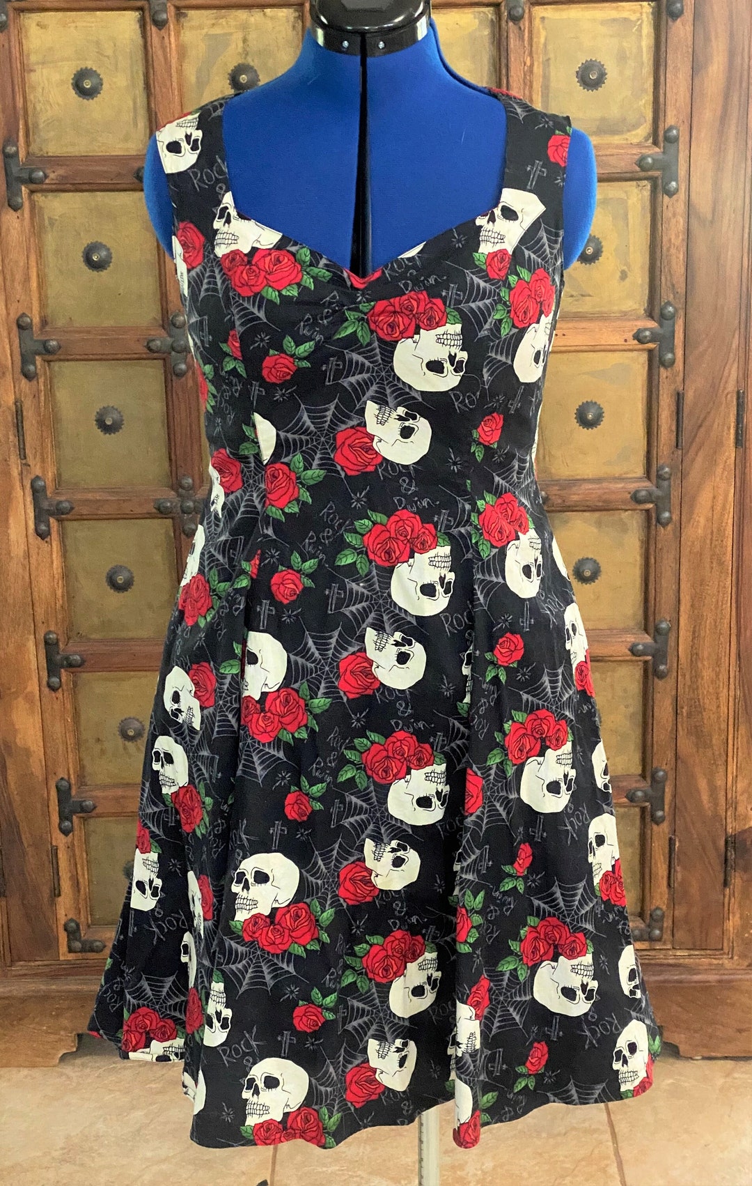 Precioso vestido Calaveras y Rosas talla M Etsy España