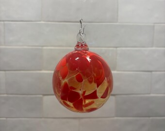 Adorno navideño de cristal soplado a mano, rojo, nuevo color para 2026, nombre del color: Holiday Punch